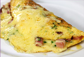 Omelete com Presunto e Queijo - Hotel Zarko's